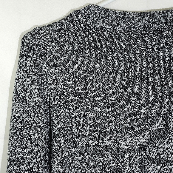 Divided by H&M Black and White Acrylic Knit Long Sleeve "Cropped" Sweater -Small - Picture 8 of 14